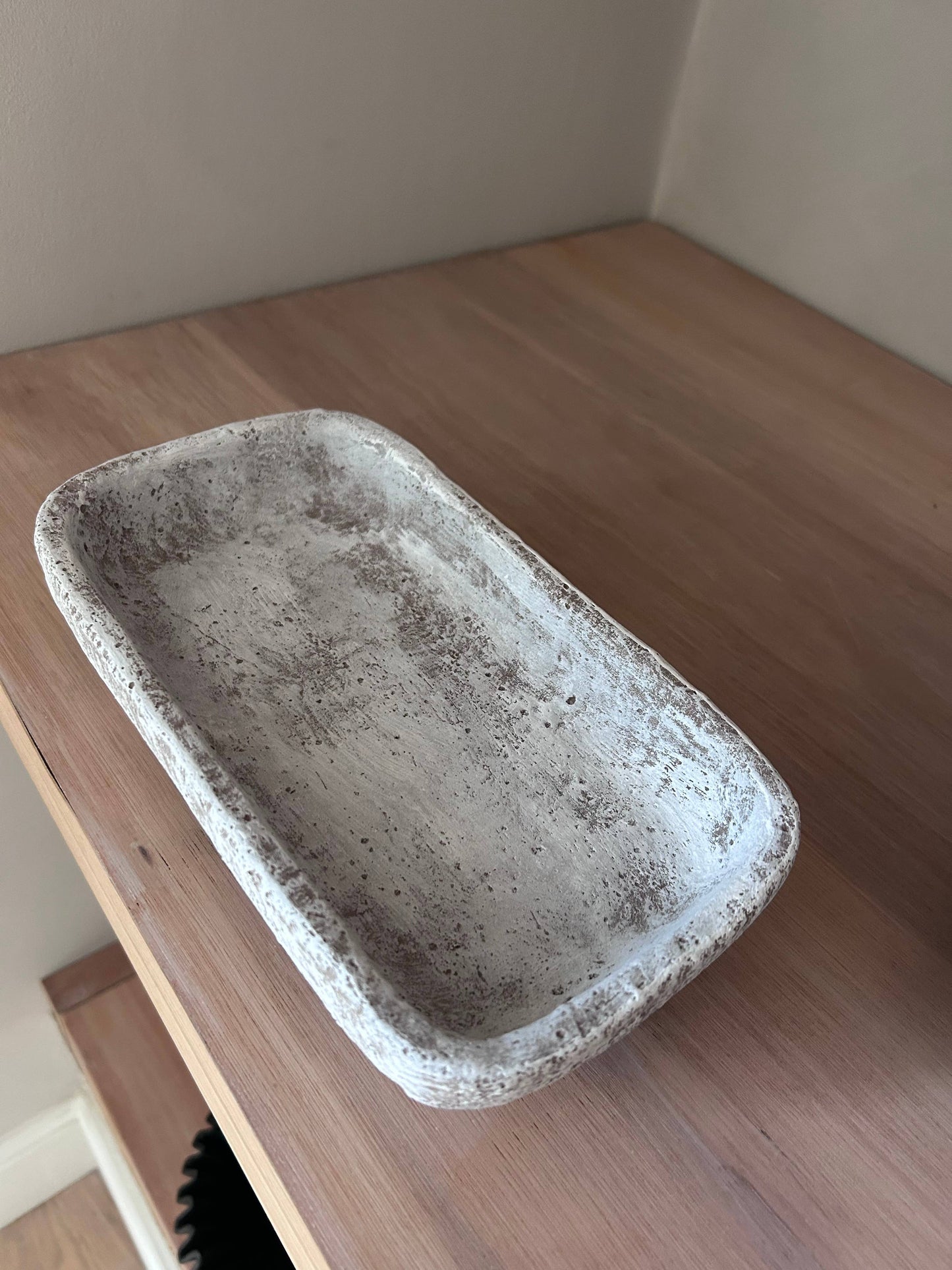 Satu stone footed bowl