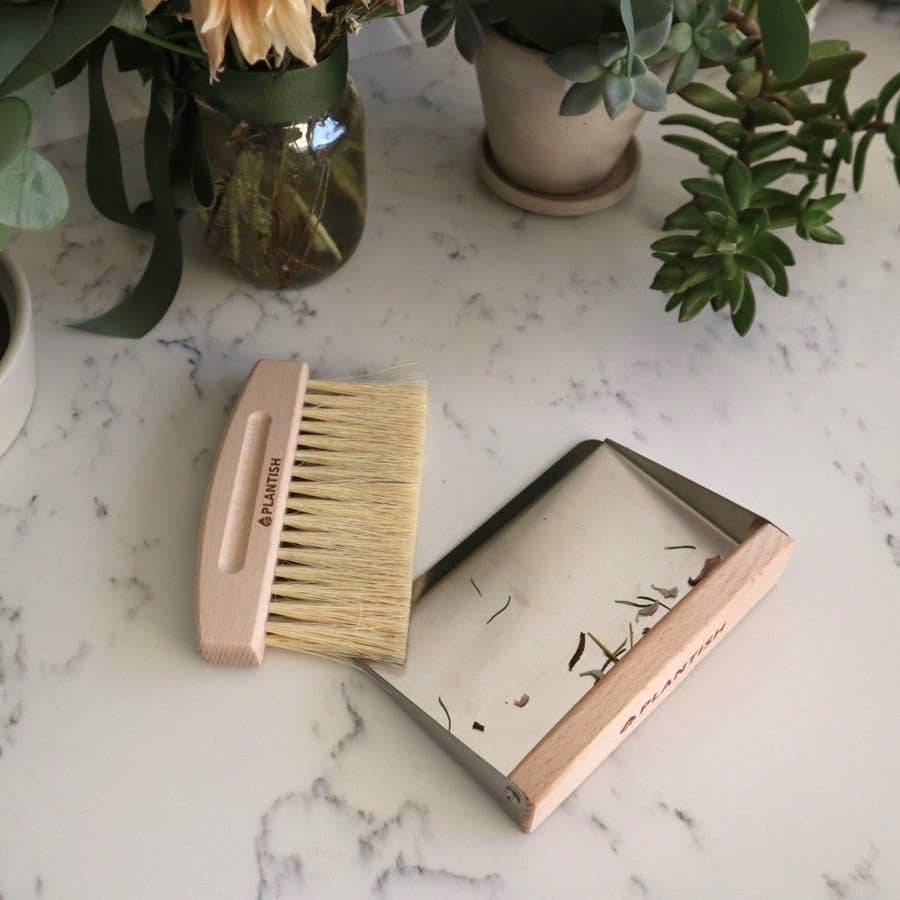 Portable Broom Set