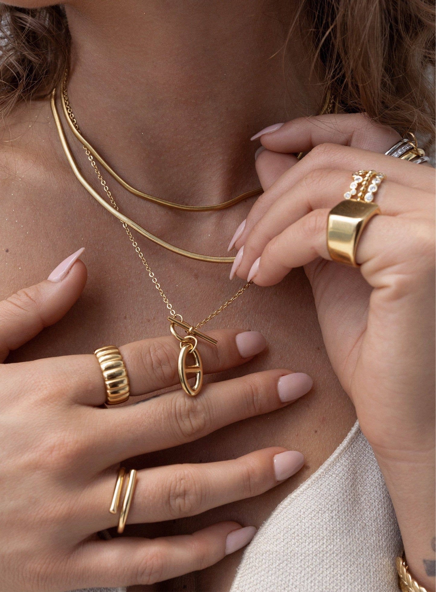 Agatha Toggle Necklace