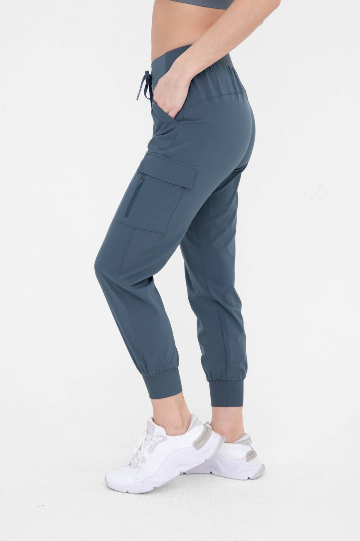 Capri Joggers with Pockets