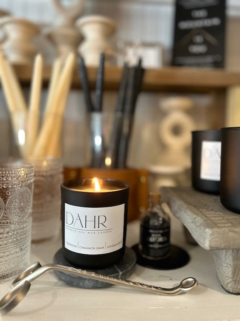 DAHR Candle