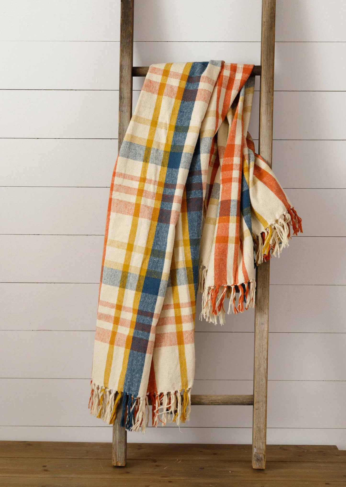 Cozy Cabin Throw