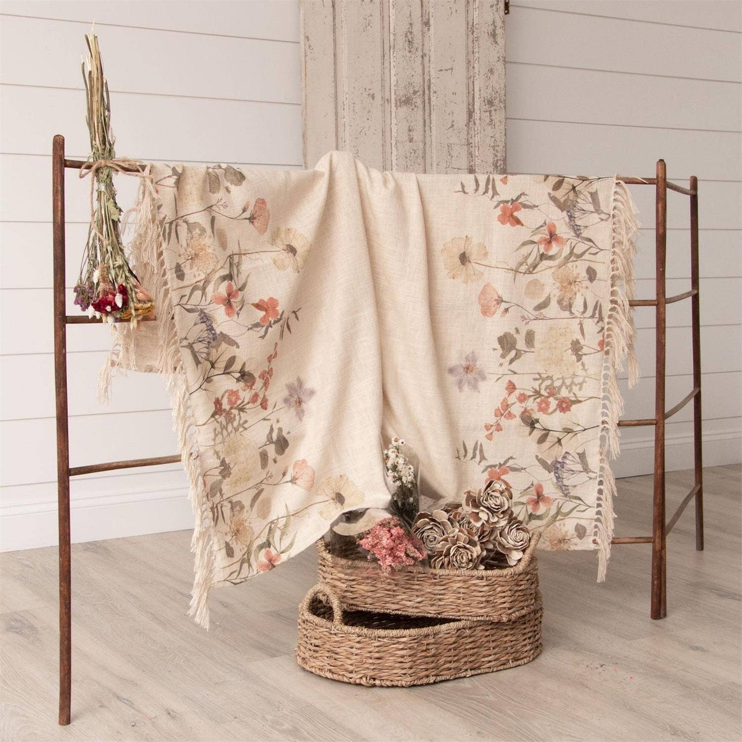Dried Flowers Throw