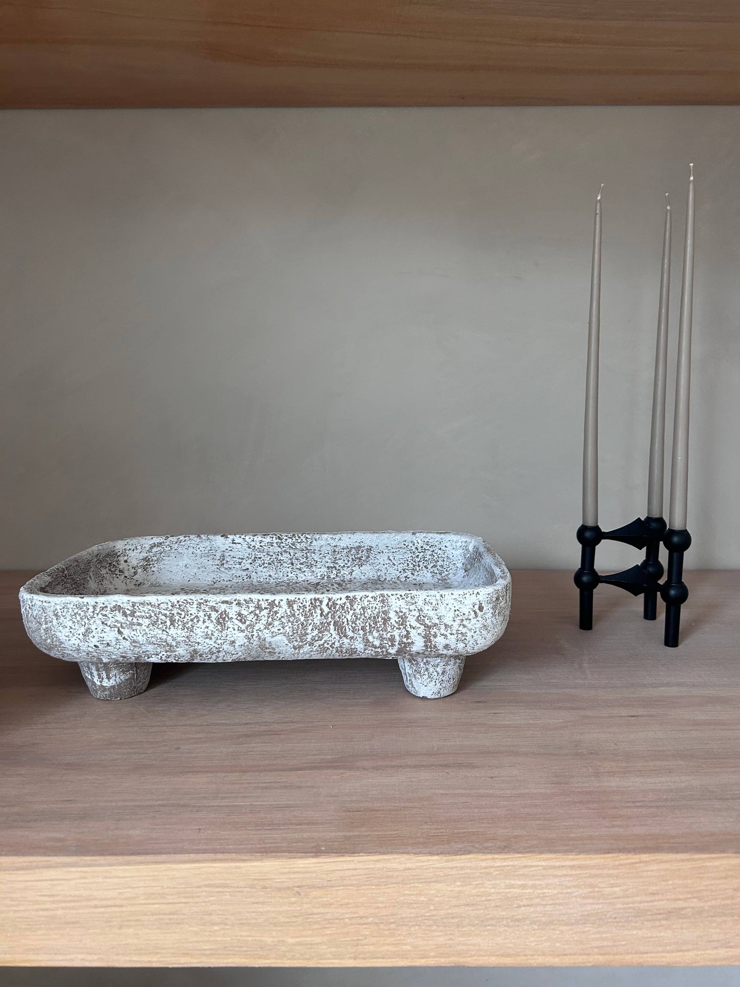 Satu stone footed bowl