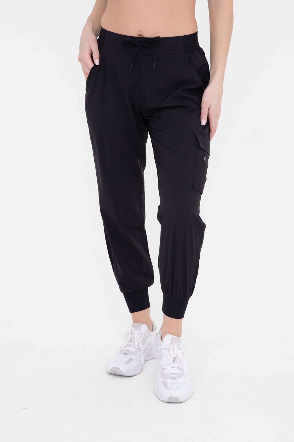 Capri Joggers with Pockets