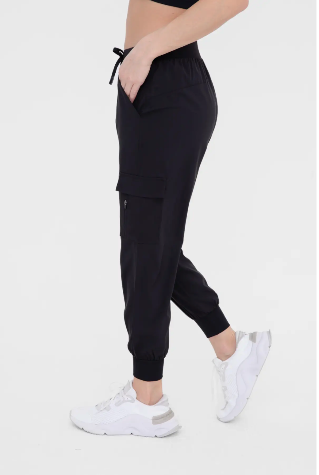 Capri Joggers with Pockets