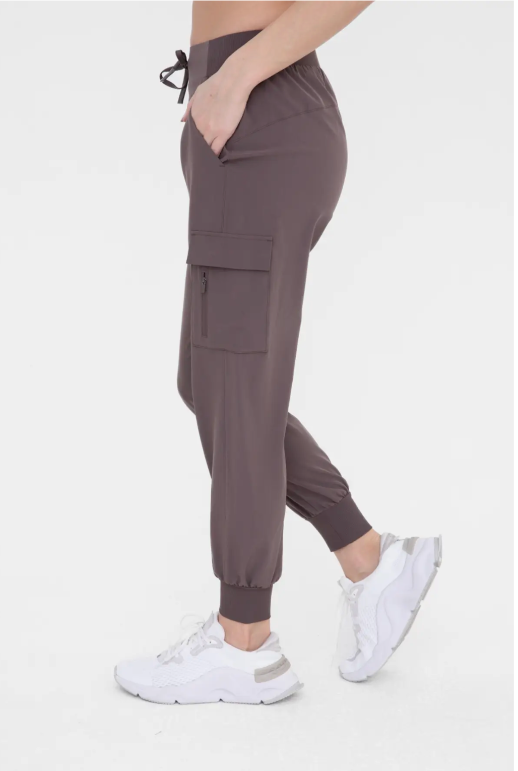 Capri Joggers with Pockets