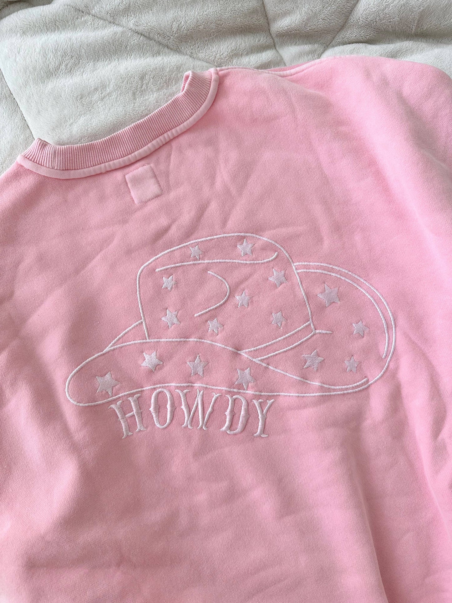 HOWDY SWEATSHIRT