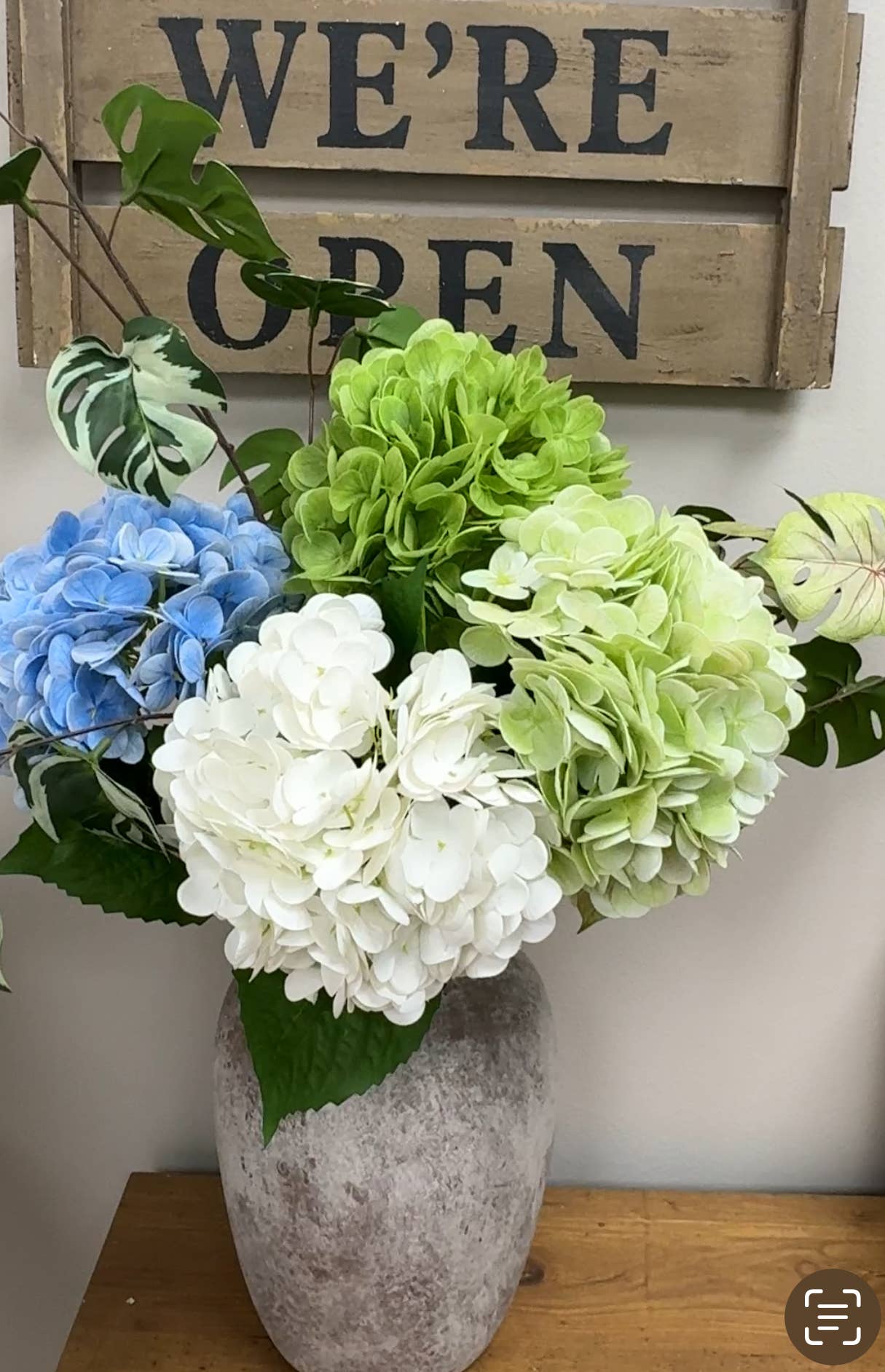 Artificial Hydrangea Stem