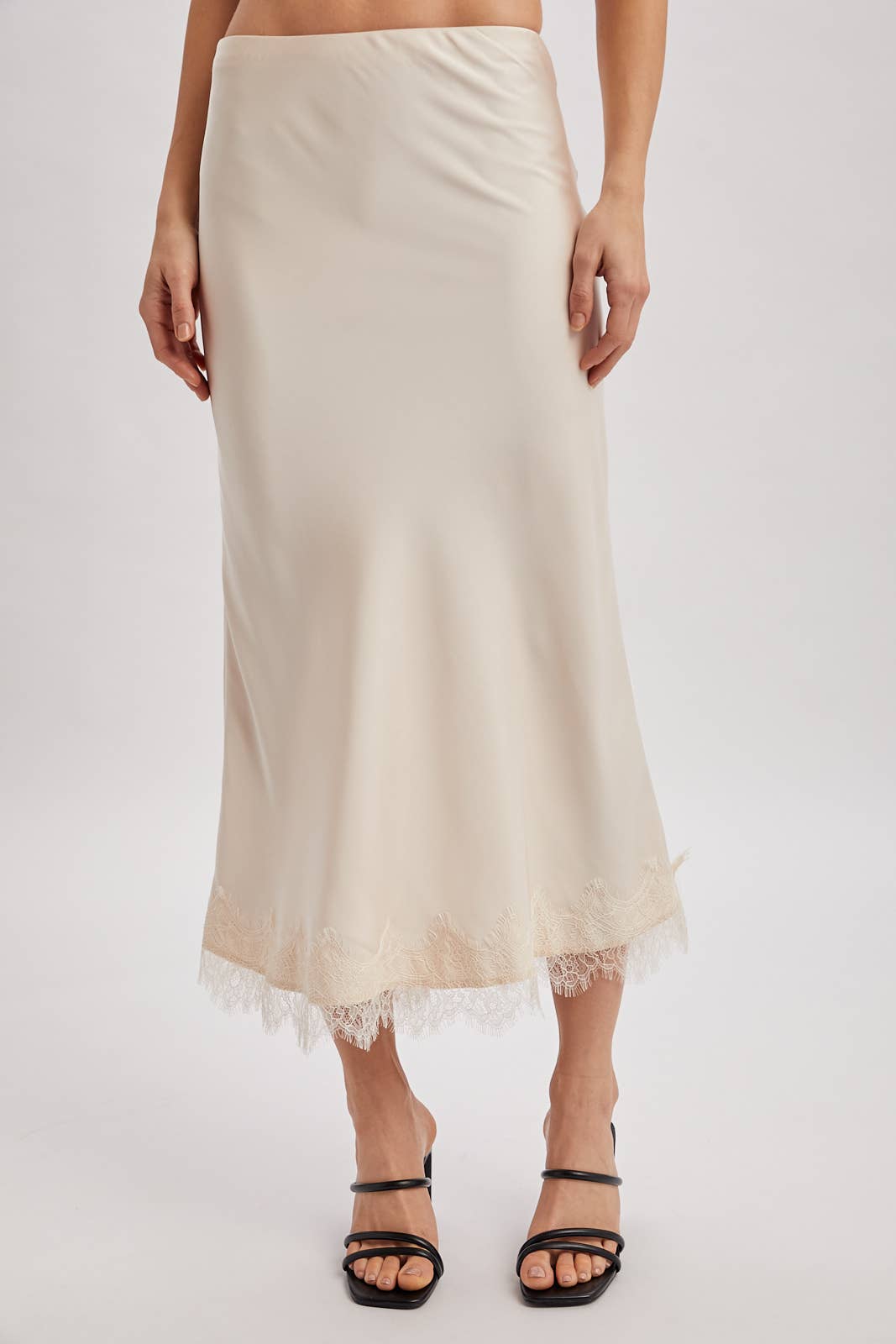 Claire Midi