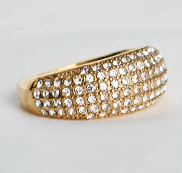 Nadia Ring