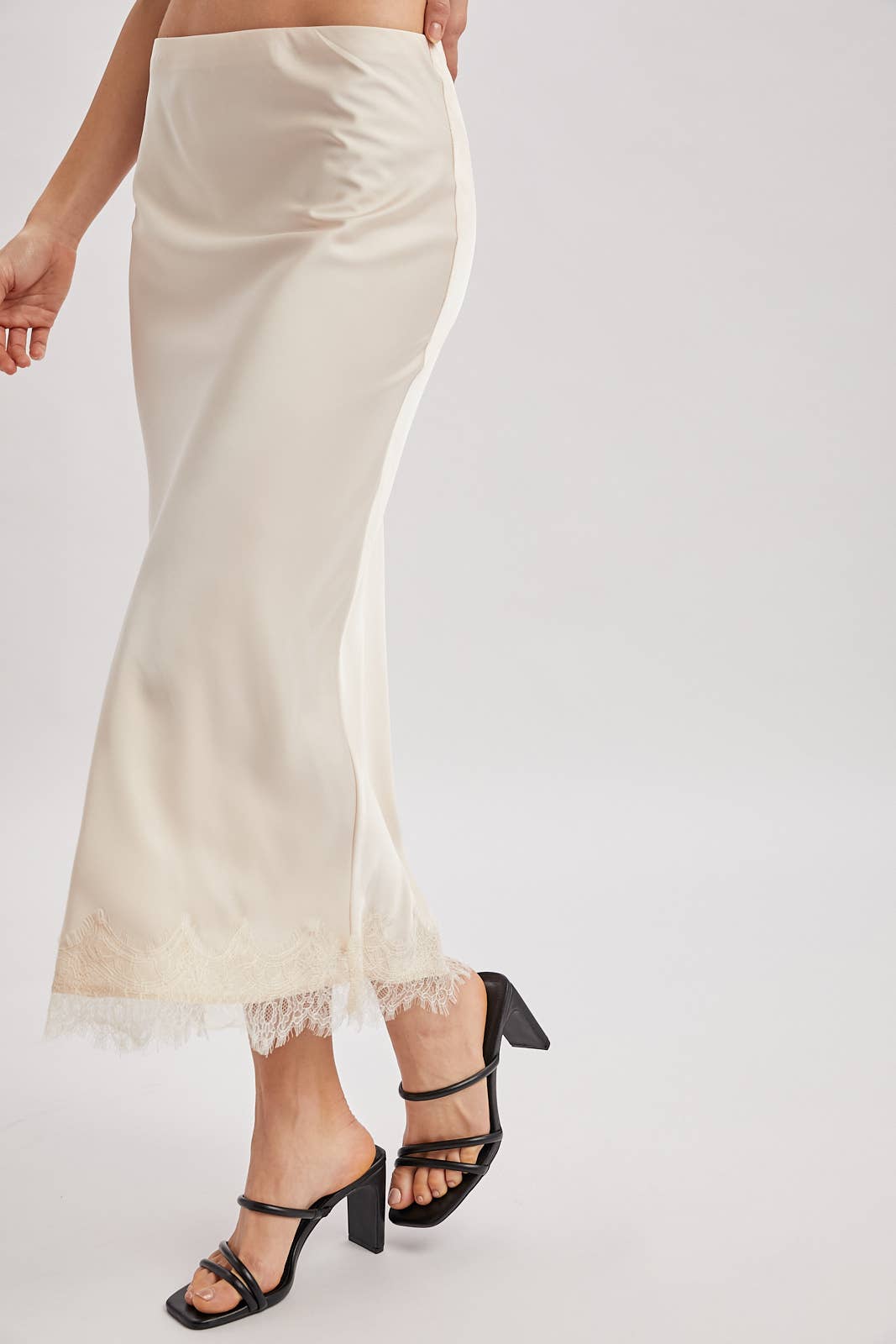 Claire Midi