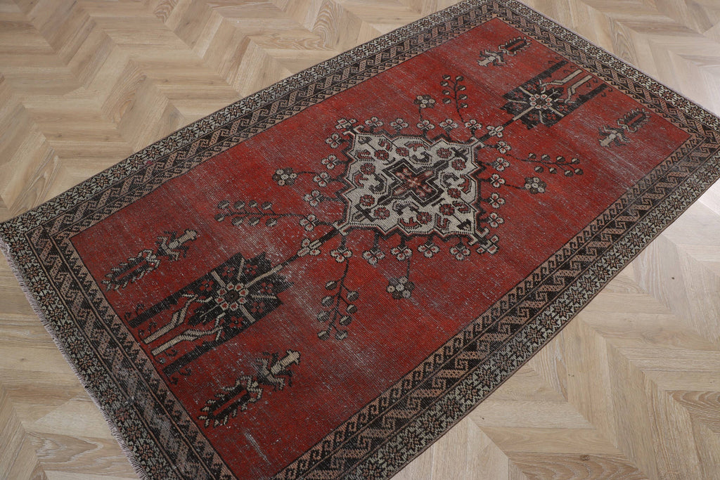 Medina Rug 3.8x6.4