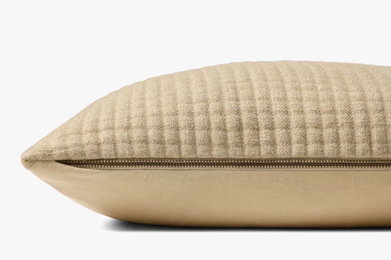 Christopher Pillow