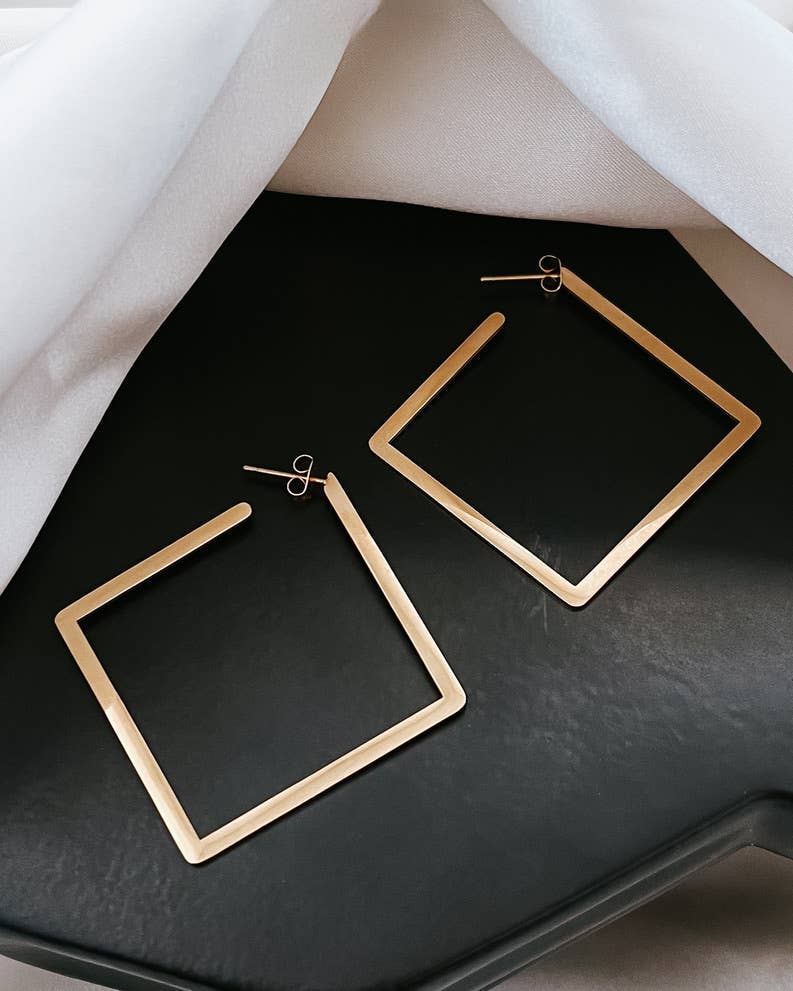 Eliora Square Earrings