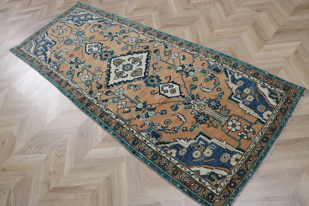 Tribal Accent Rug 3x7.1 ft
