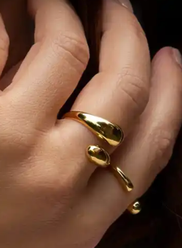 Valerie Ring