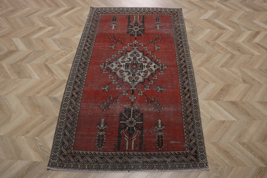 Medina Rug 3.8x6.4