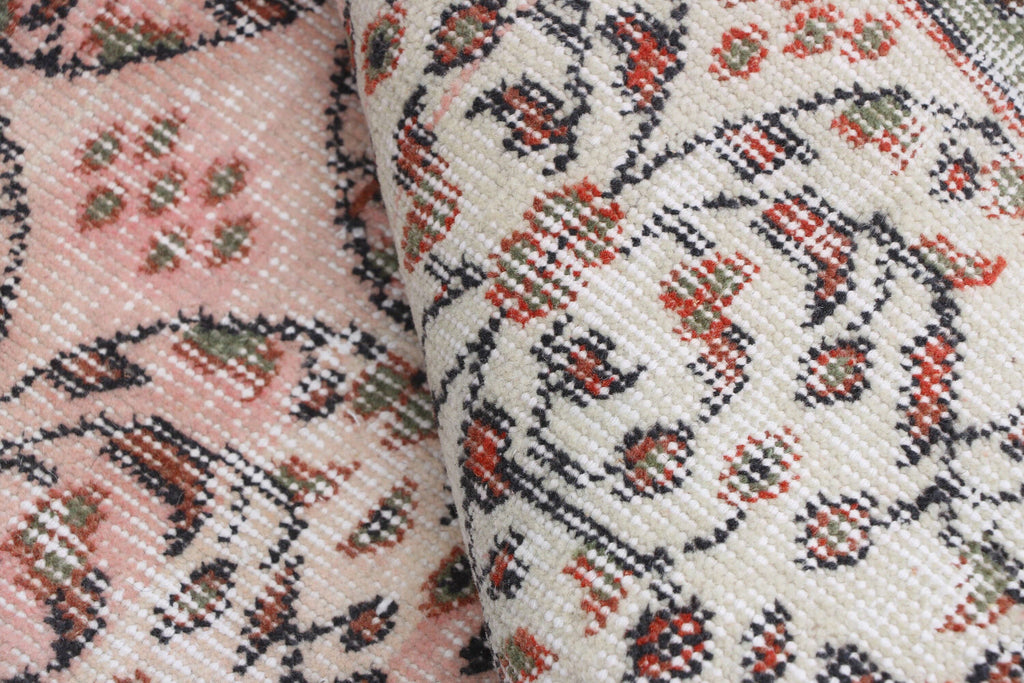 Vintage Garden Rug 3x5.7ft.