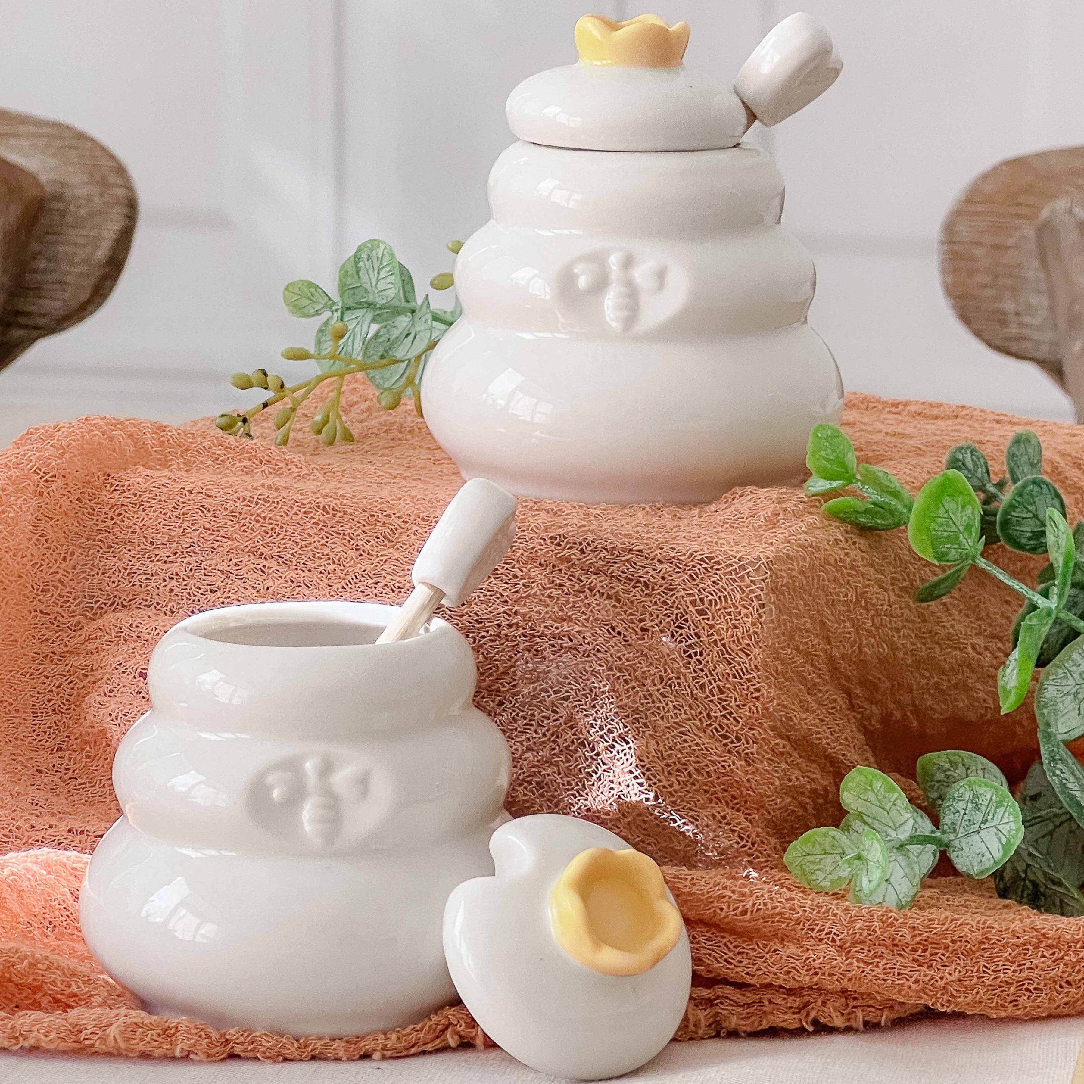 Bee Hive Ceramic Mini Honey Jar and Dipper