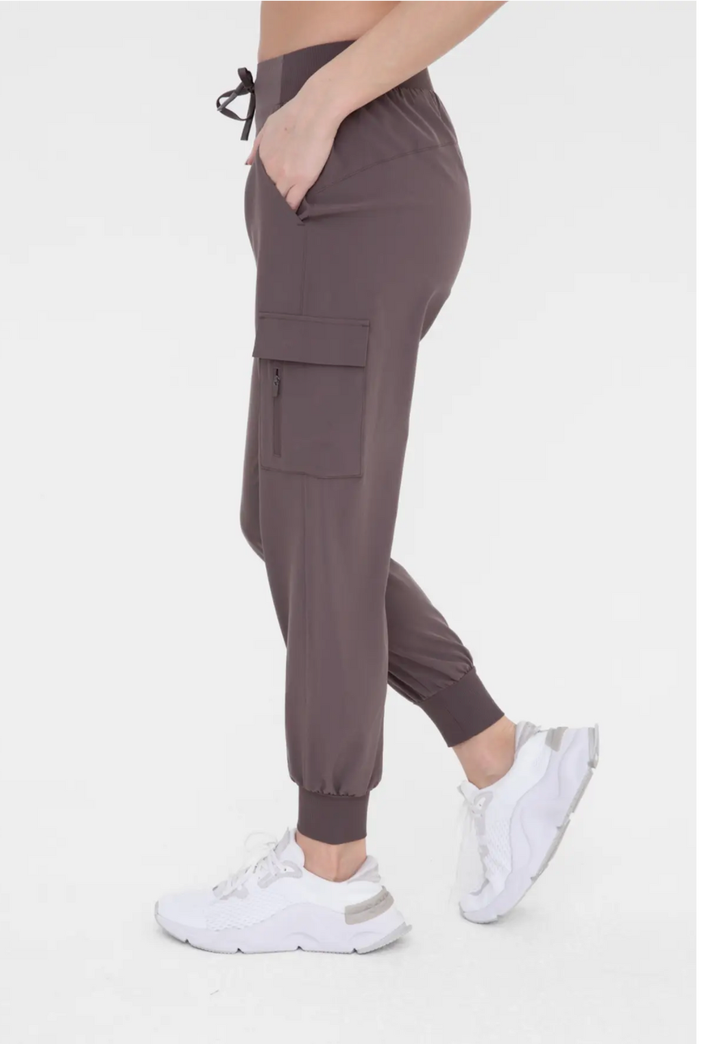 Capri Joggers with Pockets